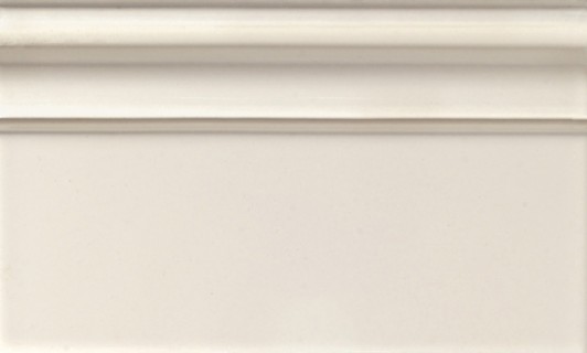 BT08 Battiscopa Panna 12x20